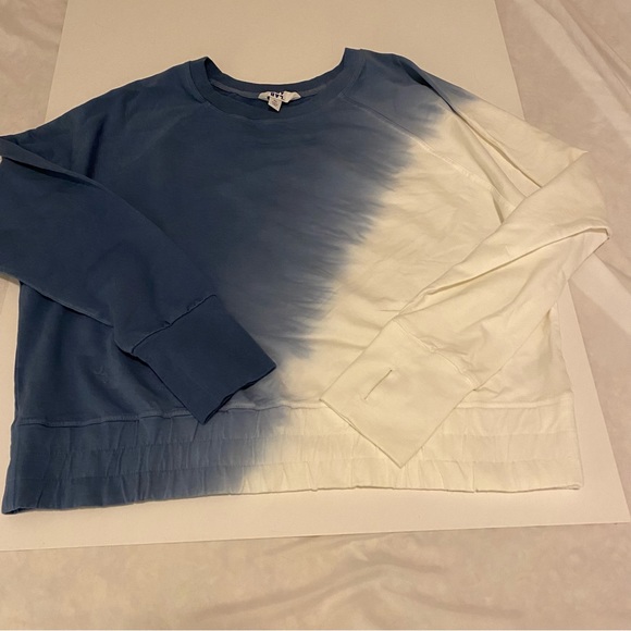 JoyLab Tops - NWOT Joy Lab soft sweatshirt